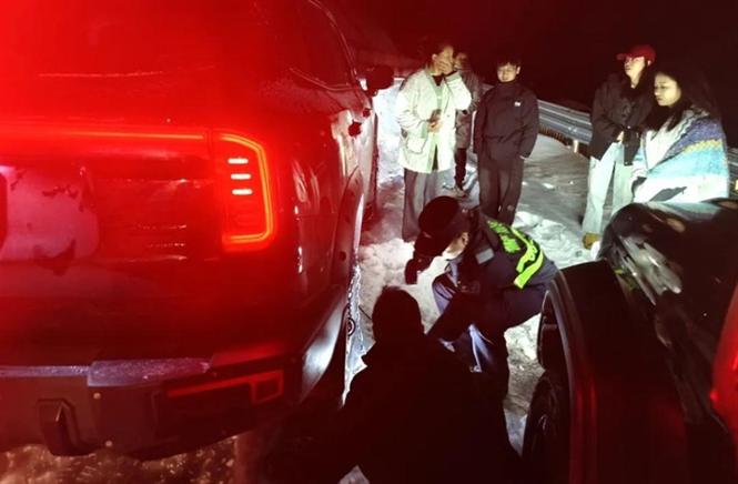 雪山求救被开价2.8万,雪山救援